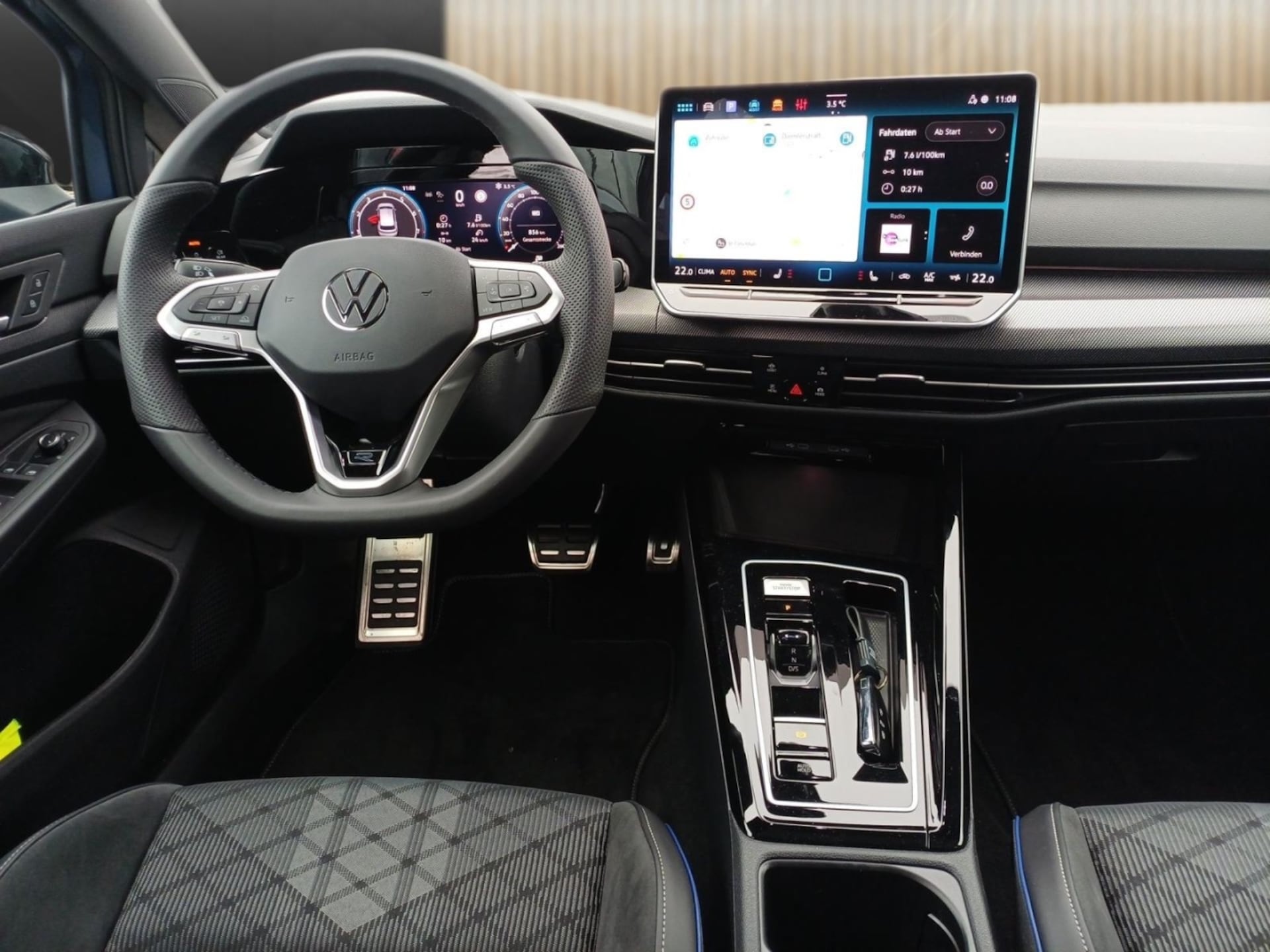 Volkswagen Golf R-Line
