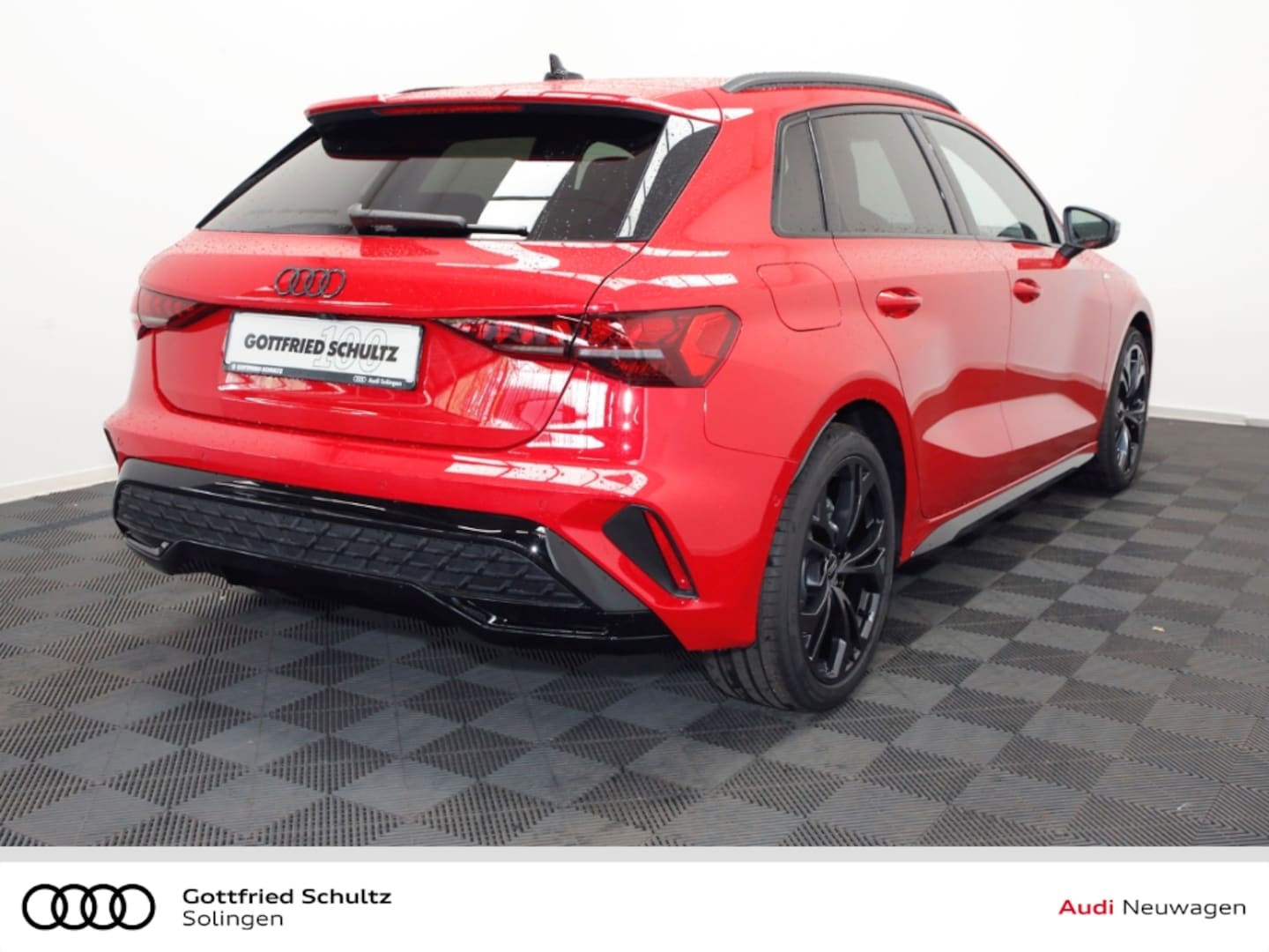 Bild über Audi A3 Sportback S line 30 TFSI S tronic - für weitere Informationen kontaktieren Sie den Audi Partner