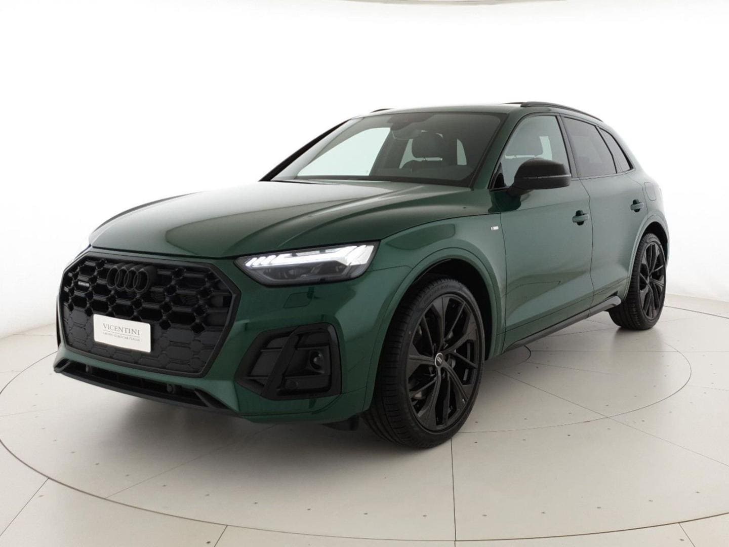Image about Audi Q5 TFSI e Identity Black 50 TFSI e quattro 220 kW (299 CV) S tronic