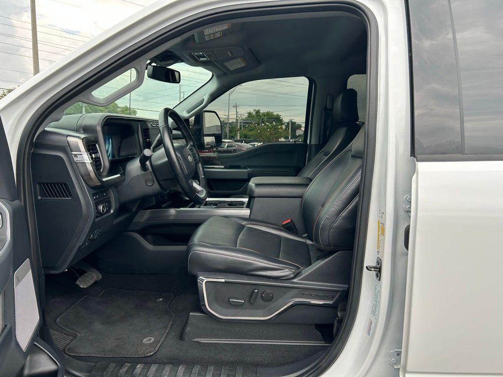 2024 Ford F-250 Super Duty Lariat - Photo 15