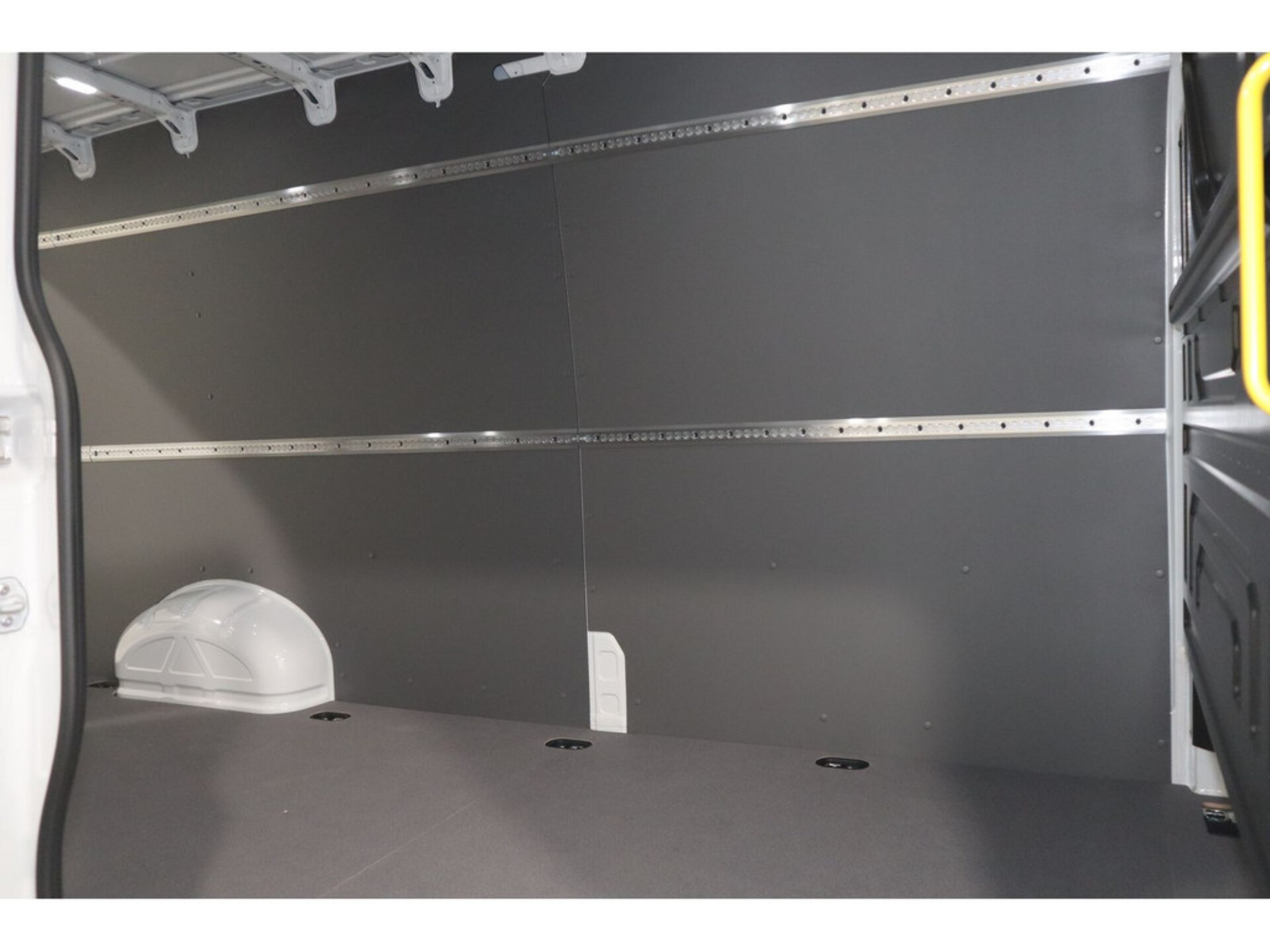 Volkswagen Crafter Kasten langer Radstand