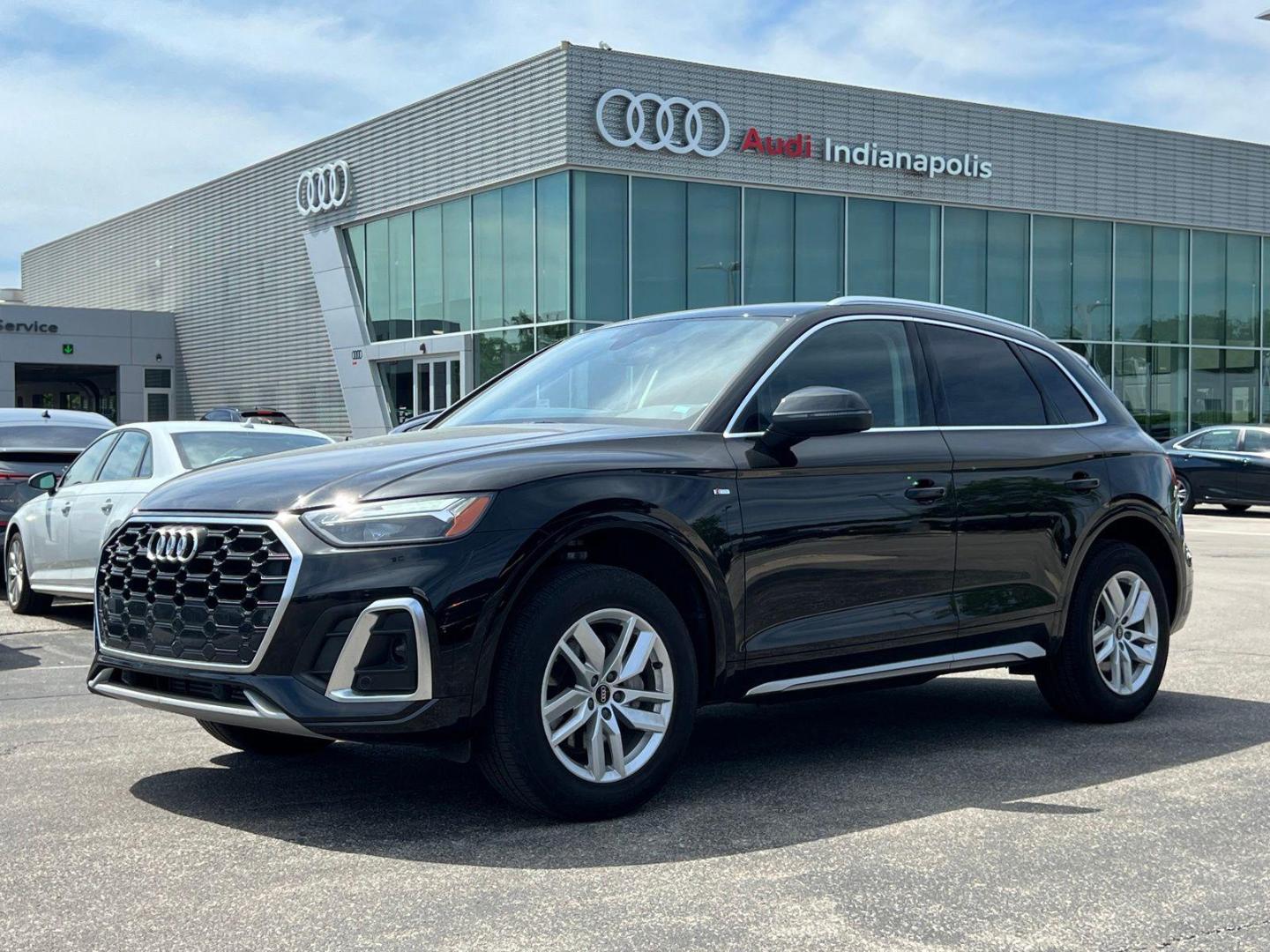 2023 Audi Q5 45 Premium's photo