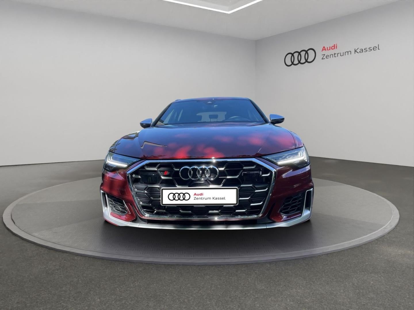 Bild über Audi S6 Avant TDI quattro tiptronic - für weitere Informationen kontaktieren Sie den Audi Partner