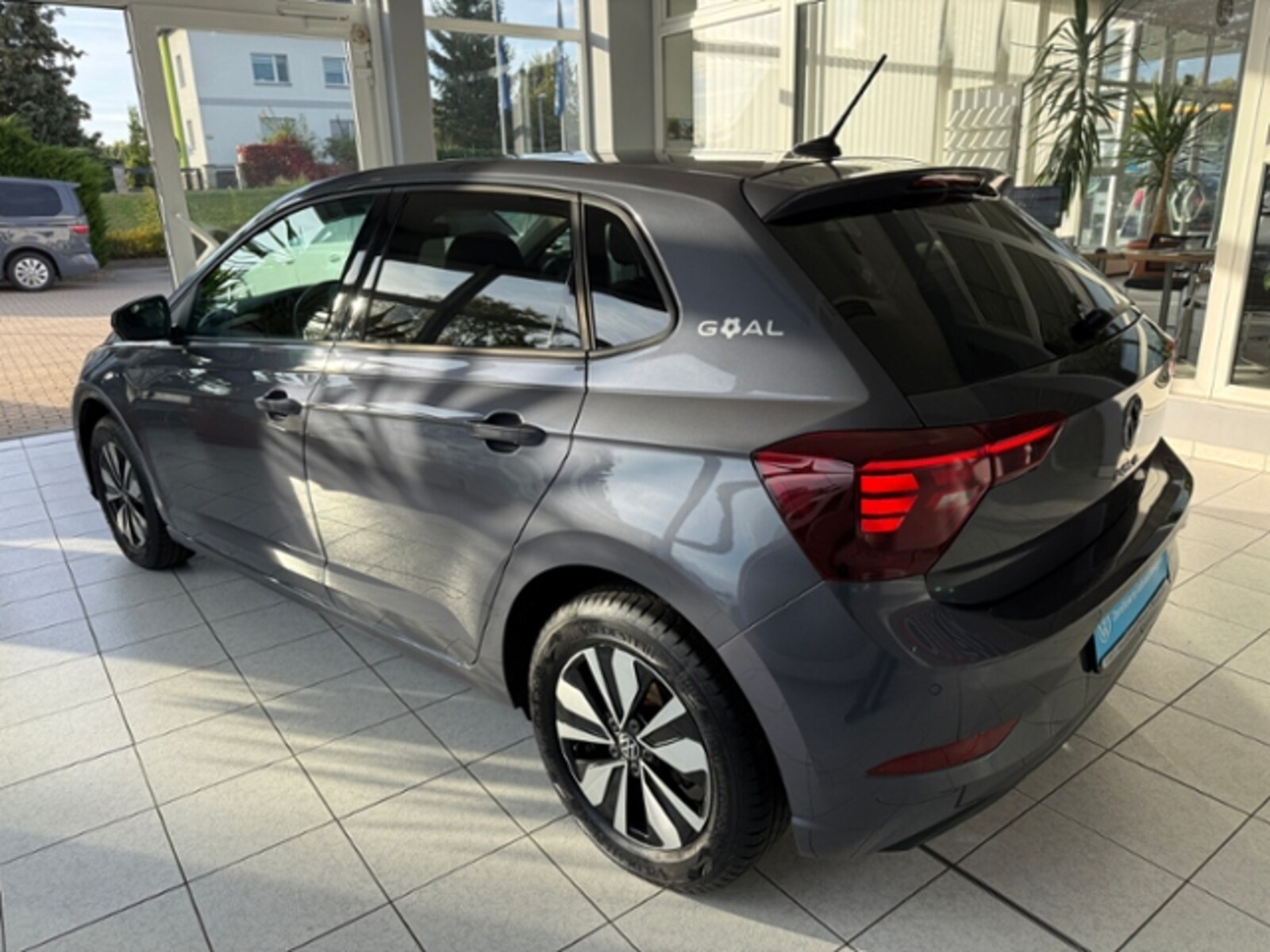 Volkswagen Polo – Bild 8