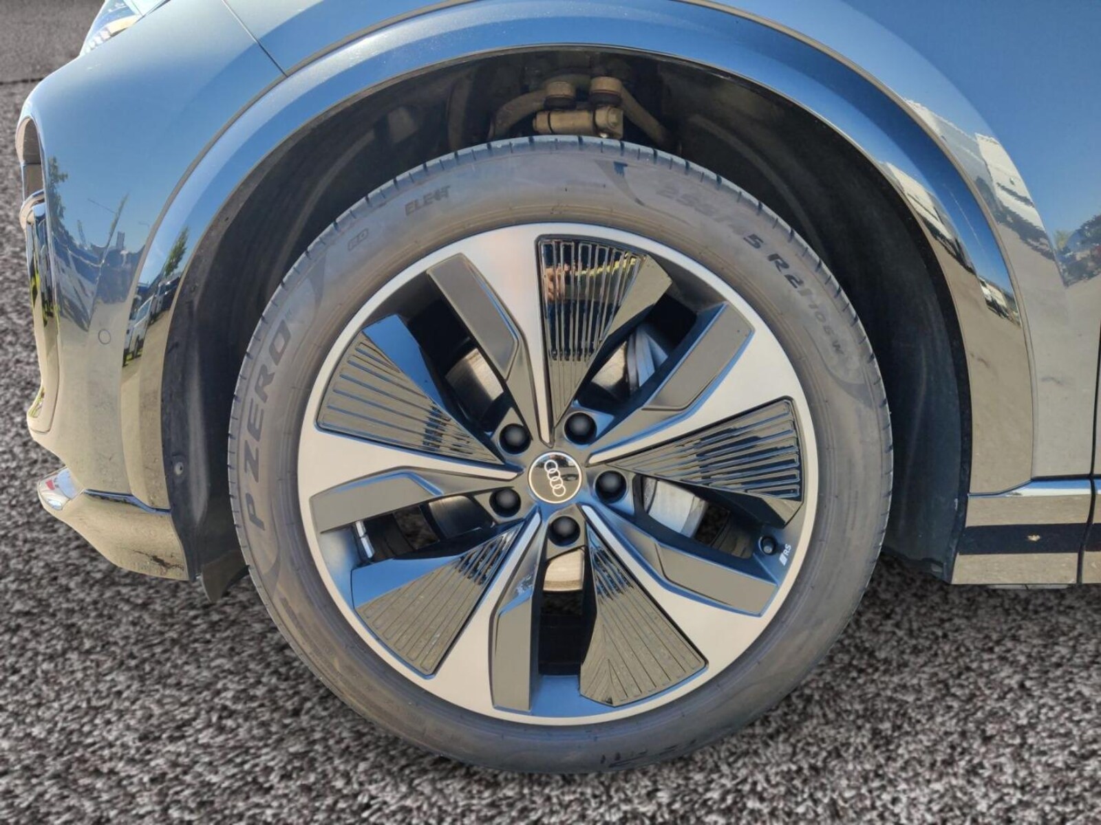 Audi Q6 e-tron – Bild 11