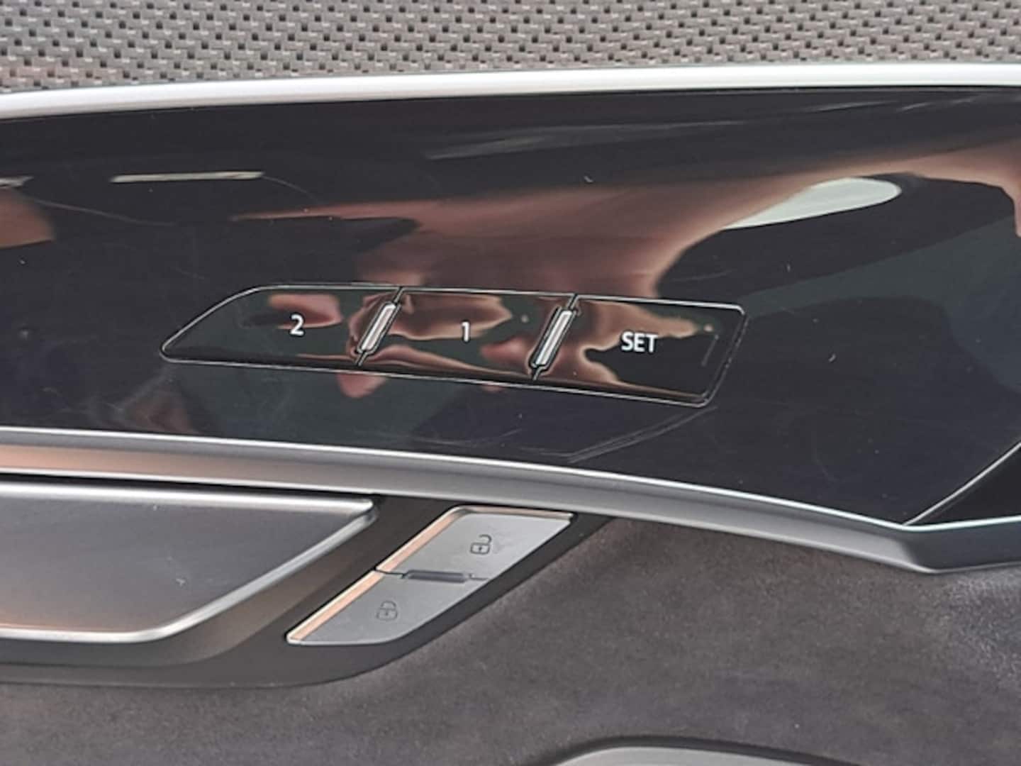 Bild über Audi A8 50 TDI quattro tiptronic - für weitere Informationen kontaktieren Sie den Audi Partner