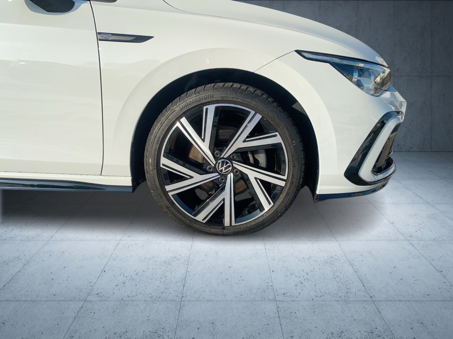 Volkswagen Golf Variant R-Line