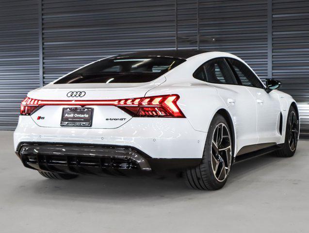 2024 Audi RS e-tron GT Base - Photo 15