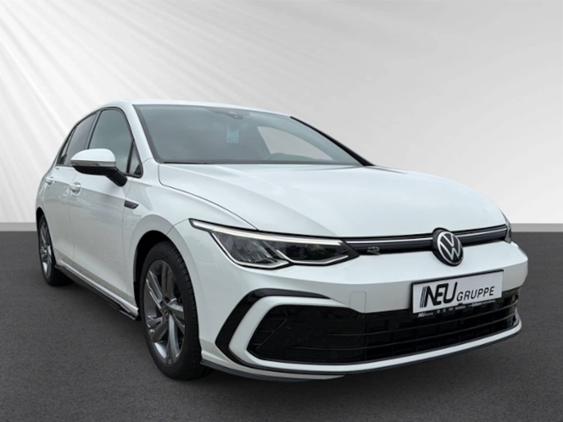Volkswagen Golf R-Line