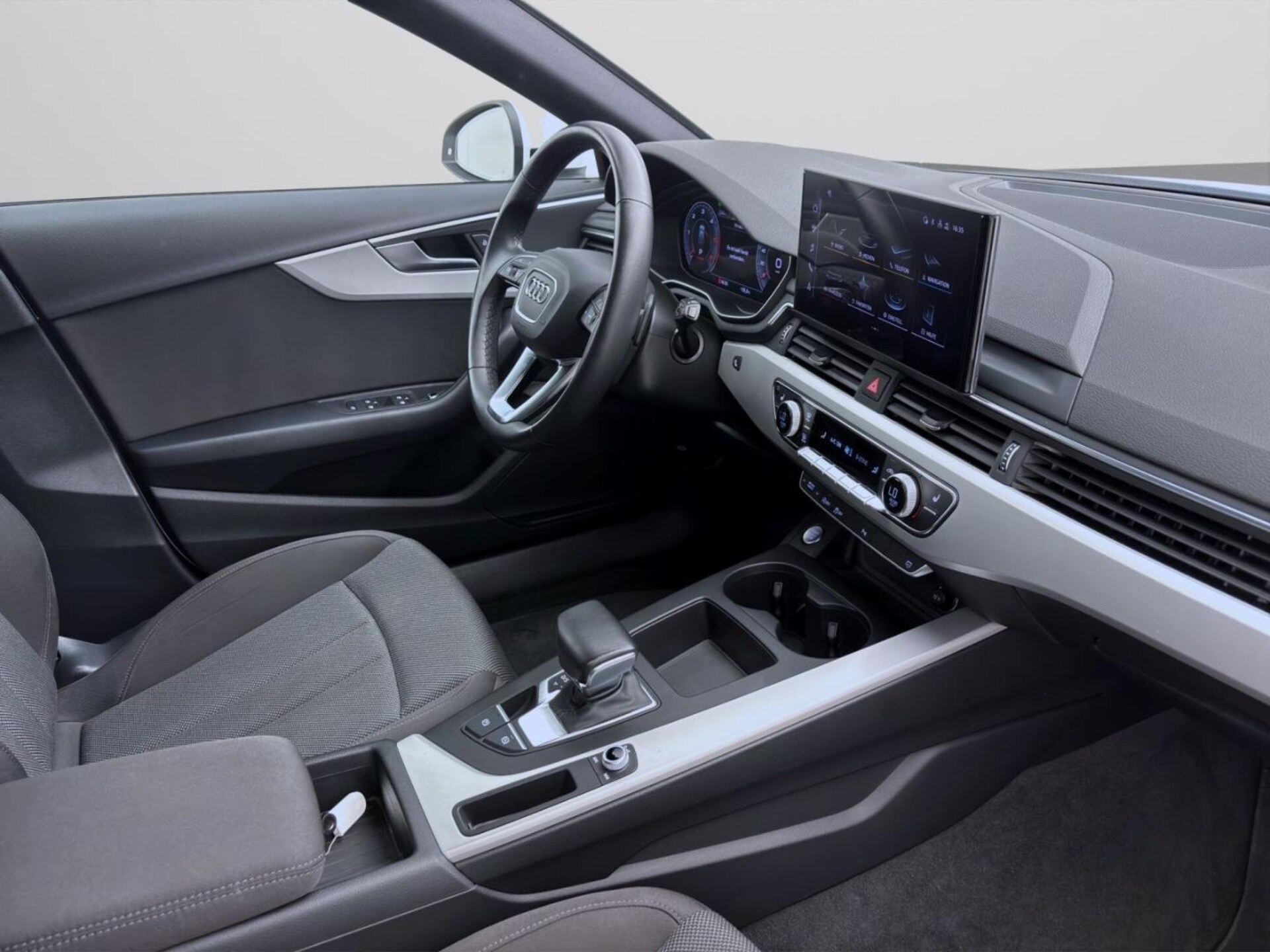 Audi A4 Avant Advanced