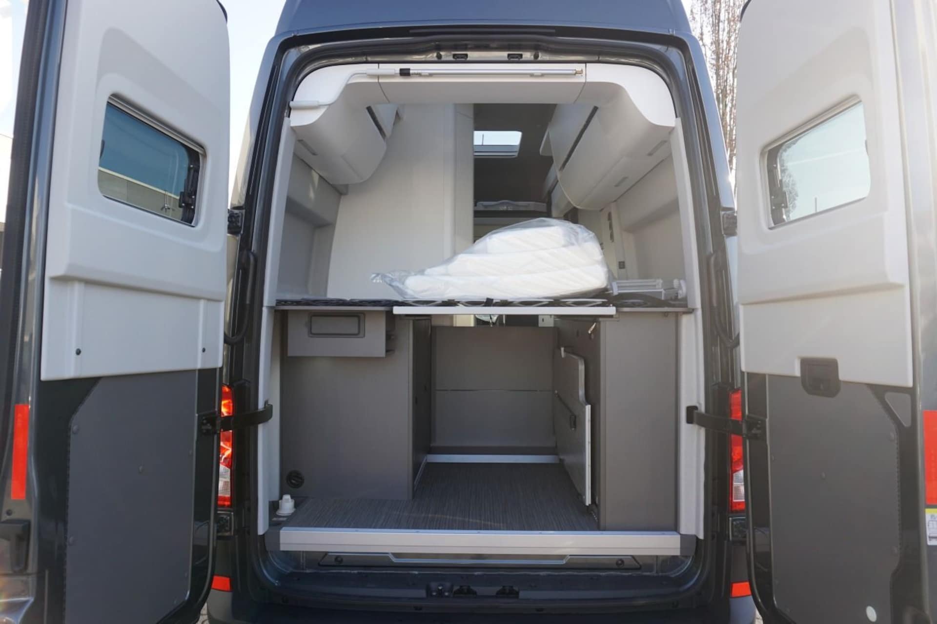 Volkswagen Grand California 600