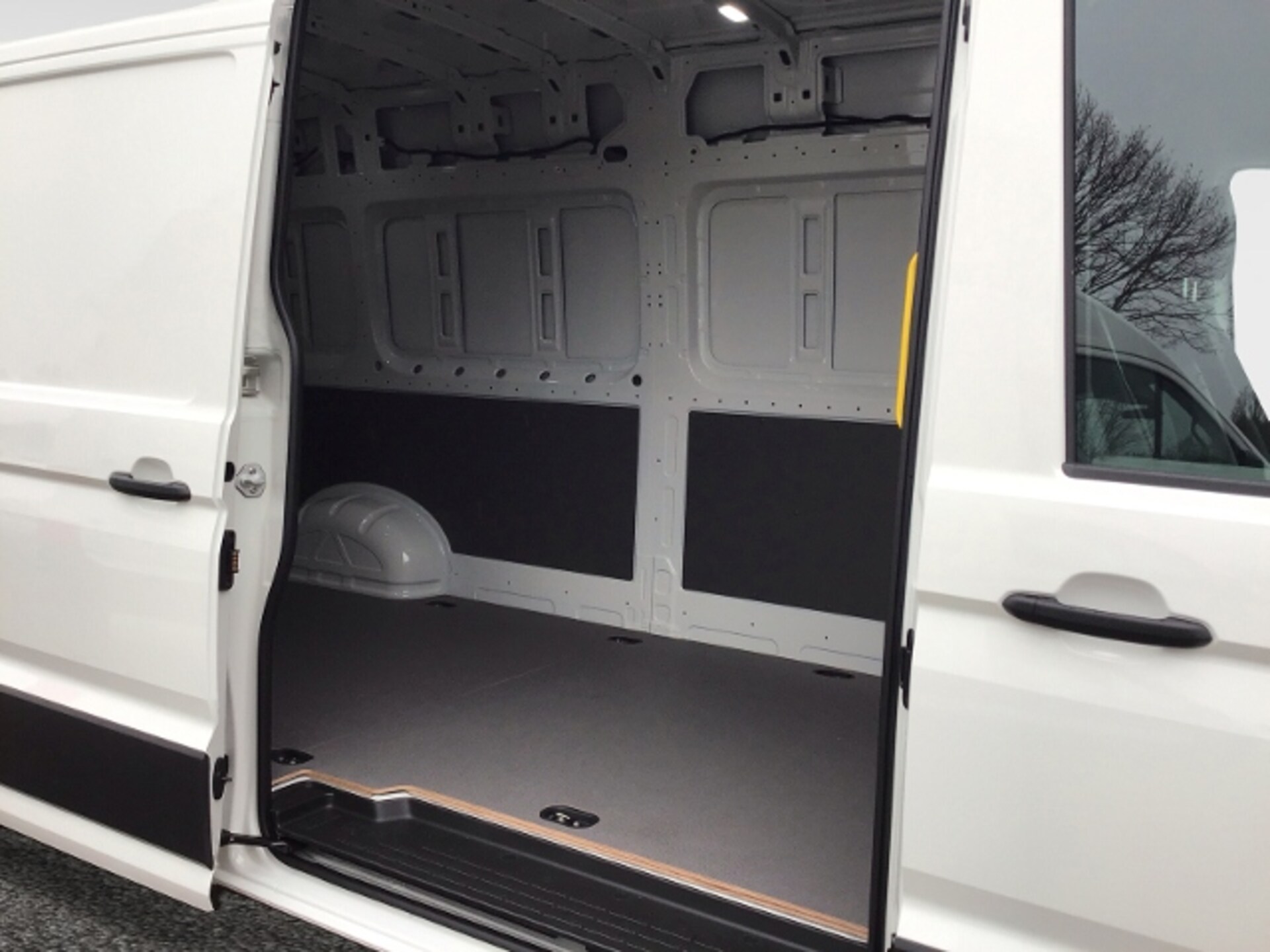 Volkswagen Crafter Kasten langer Radstand