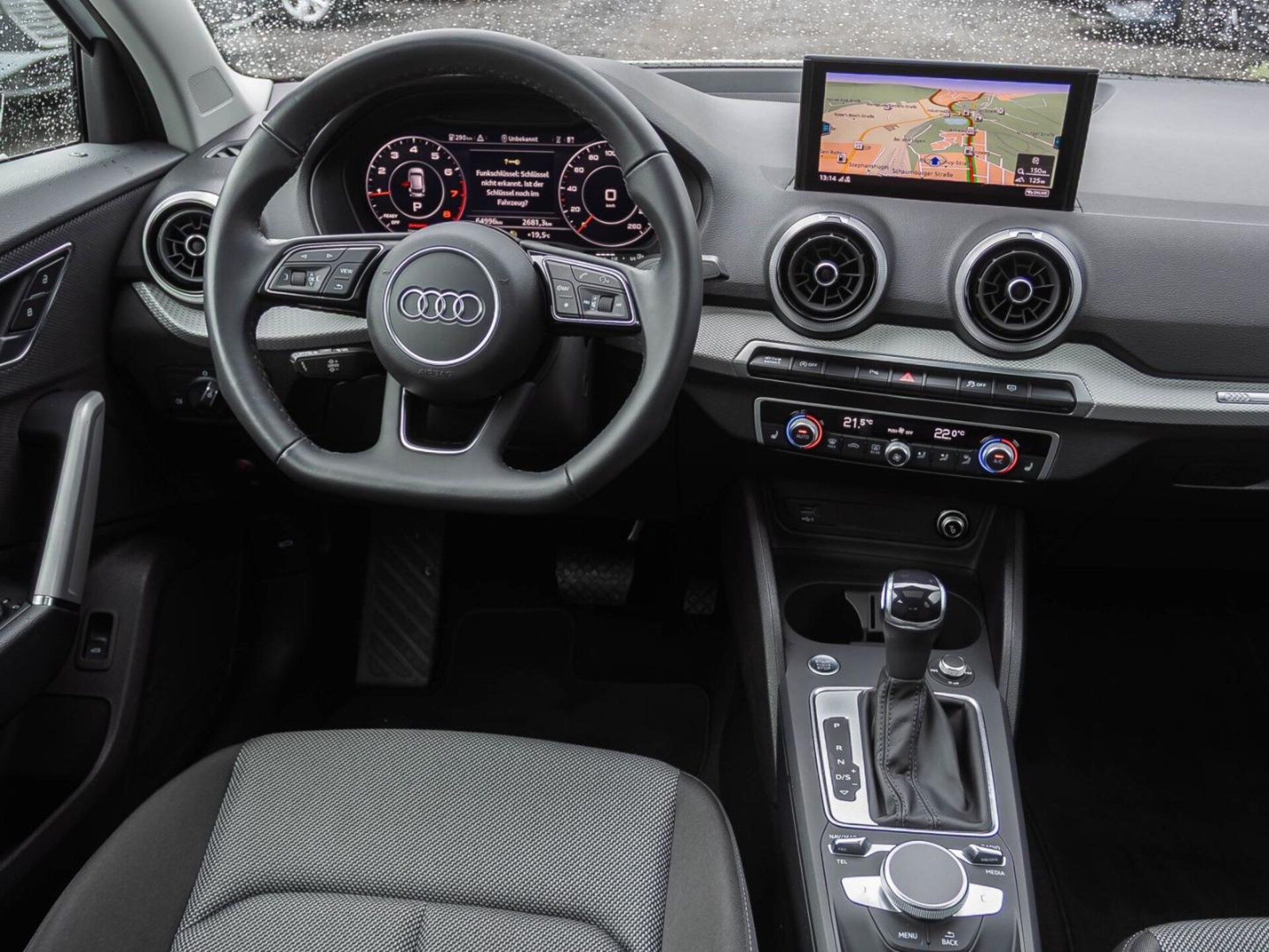Audi Q2 S line