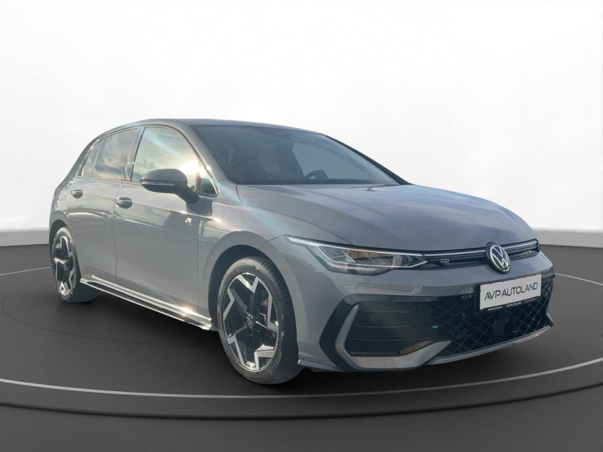 Volkswagen Golf R-Line