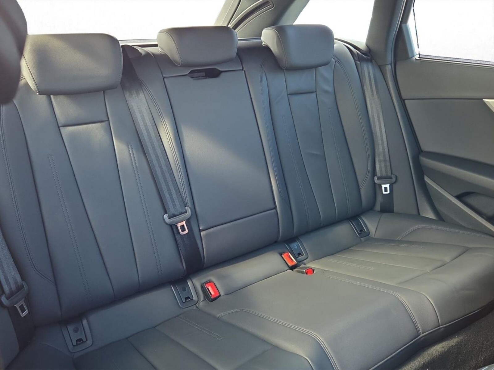 Audi A4 Avant – Bild 15