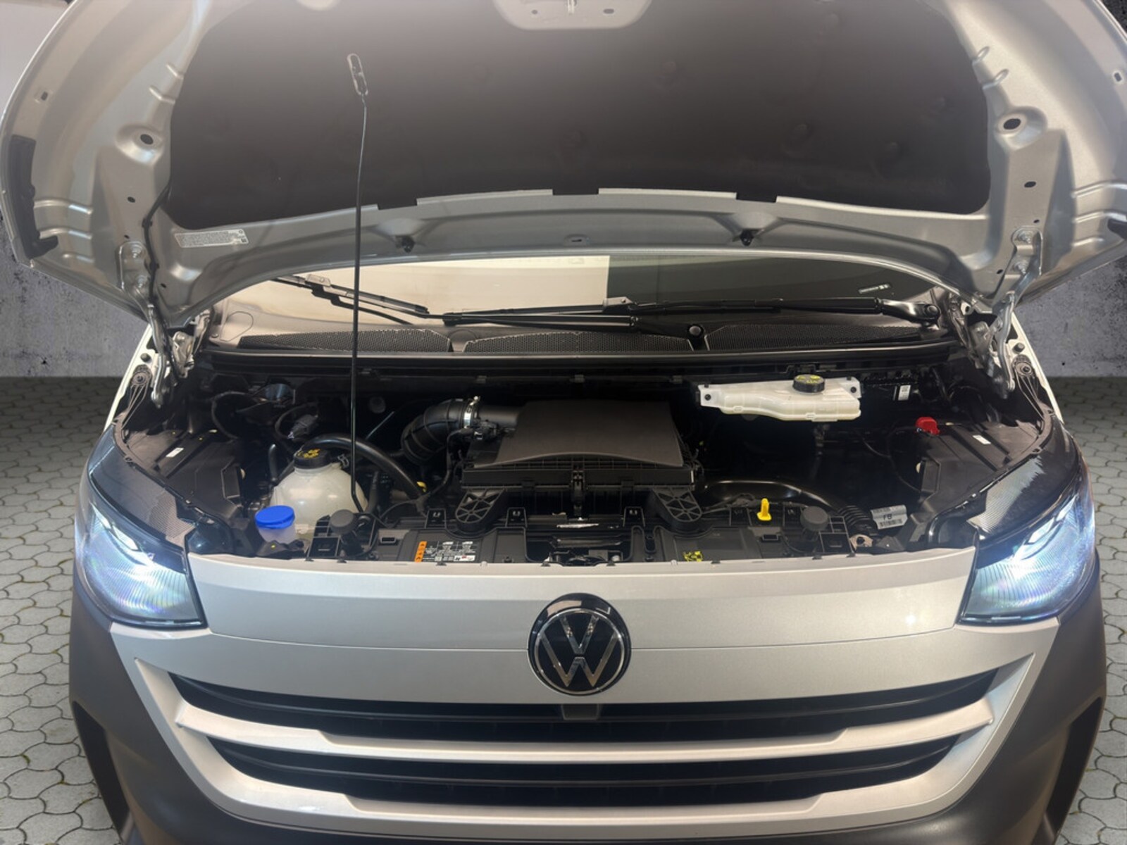 Volkswagen Caravelle – Bild 24