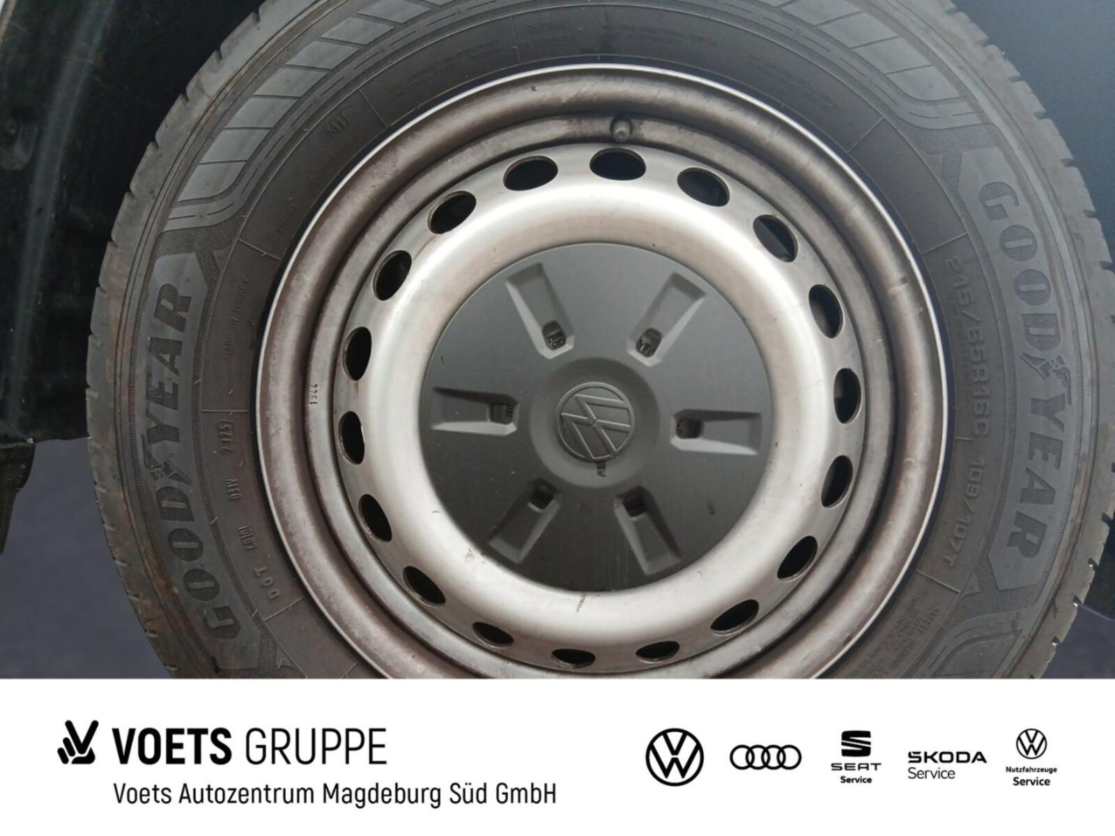 Volkswagen Transporter Kasten langer Radstand – Bild 6
