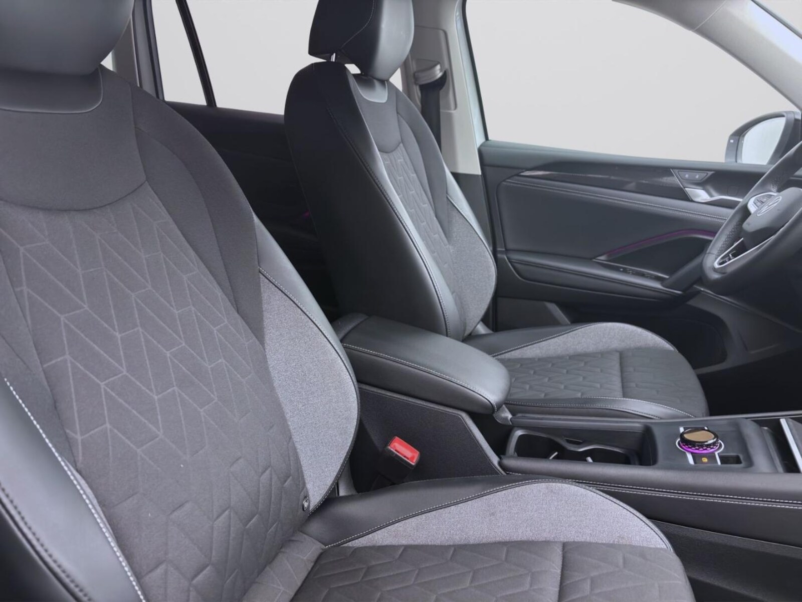Volkswagen Tiguan – Bild 17