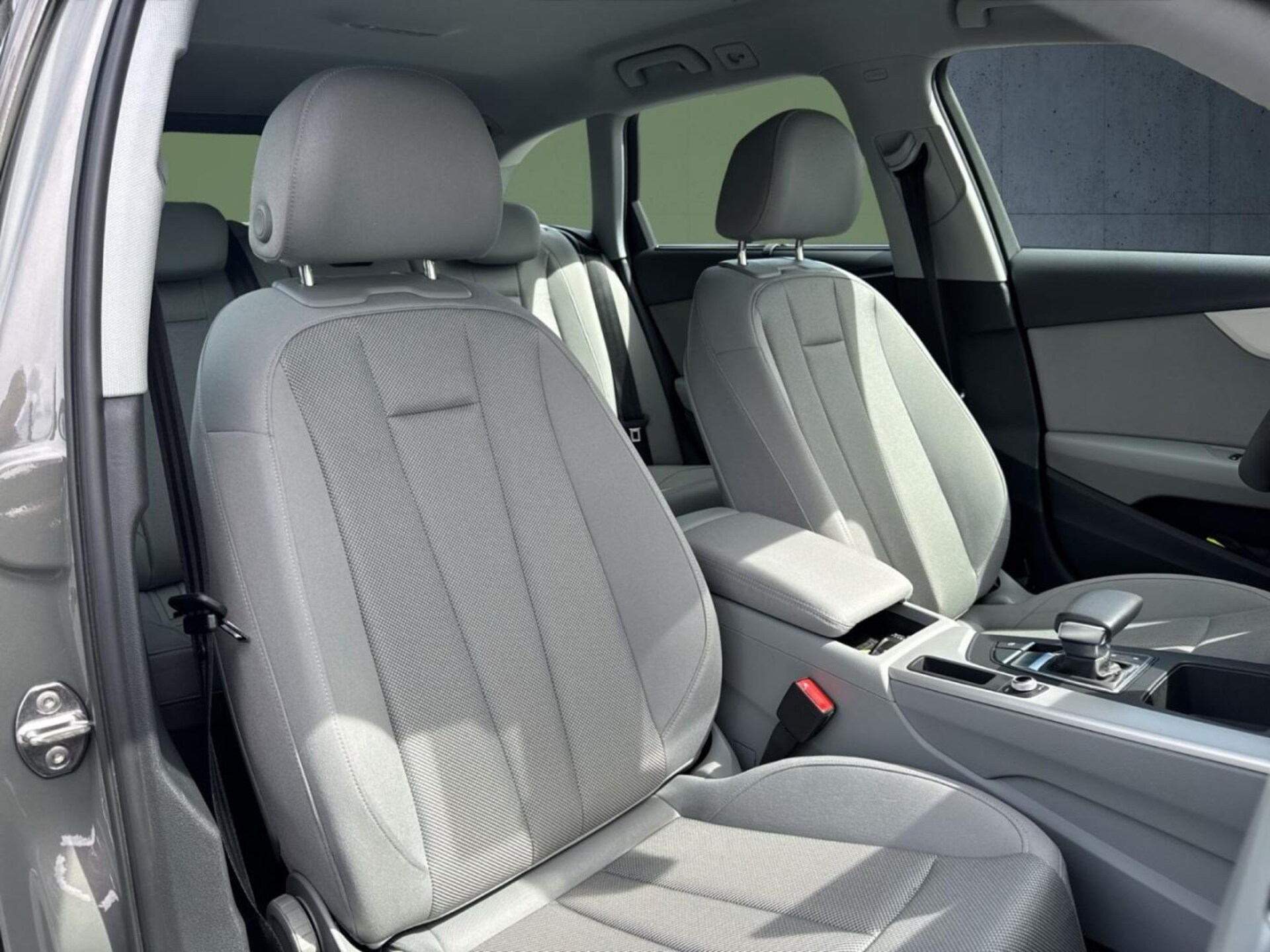 Audi A4 Avant S line