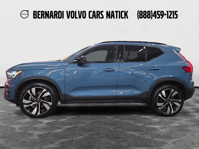 2023 Volvo XC40