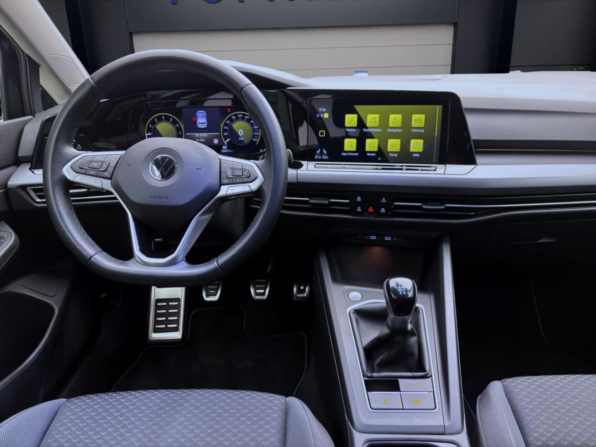 Volkswagen Golf Active