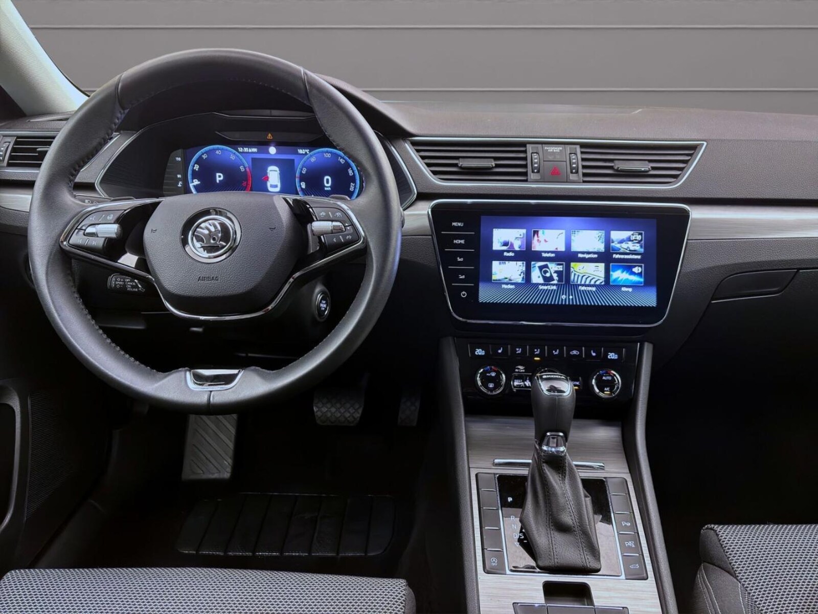 Škoda Superb Combi – Bild 14