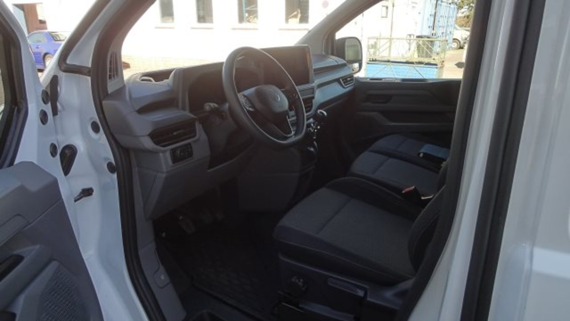Volkswagen Transporter Kasten langer Radstand