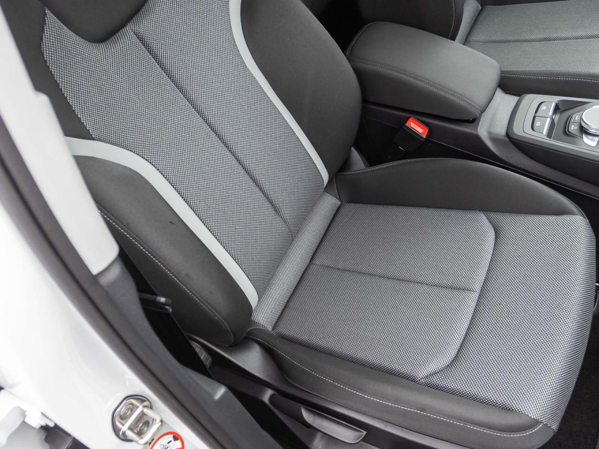 Audi Q2 S line