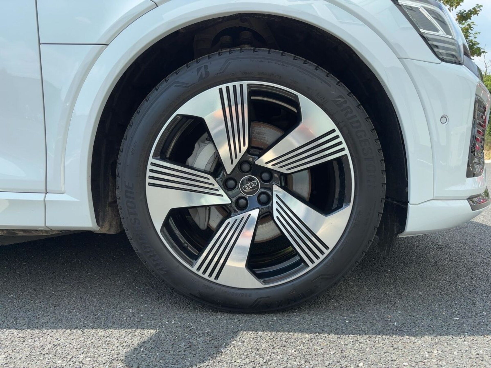 Audi Q8 e-tron S line