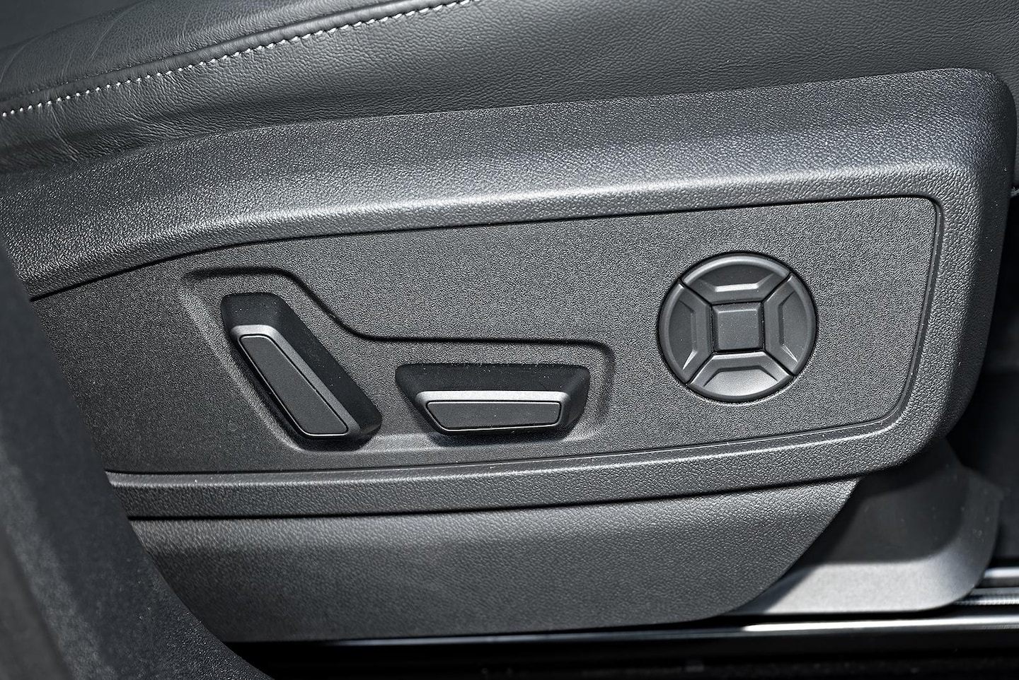 Image about Audi Q5 Sportback TDI quattro 150 kW