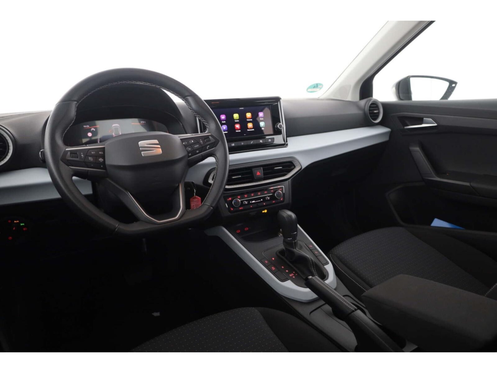SEAT Arona – Bild 8