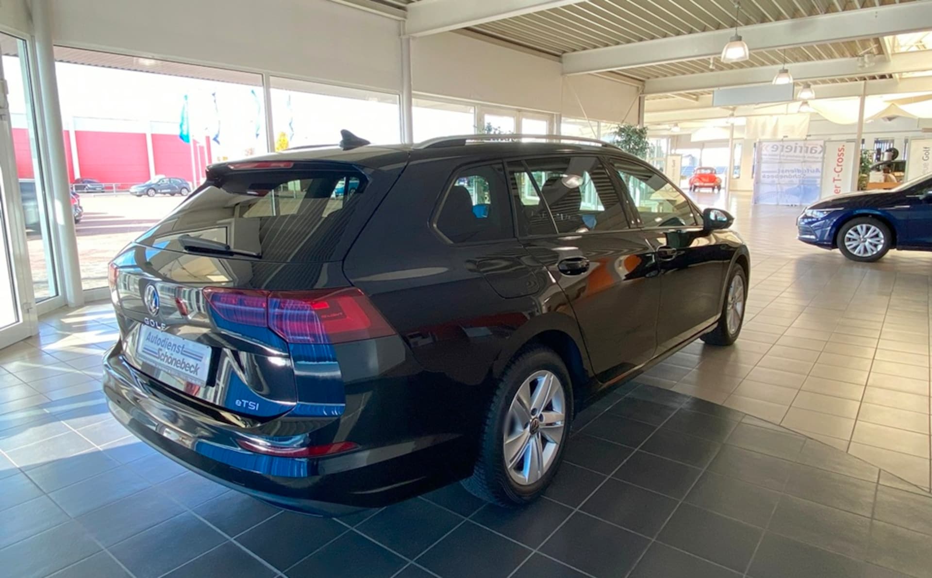 Volkswagen Golf Variant Life