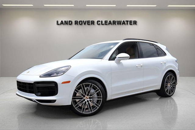 Photo of 2023 Porsche Cayenne 