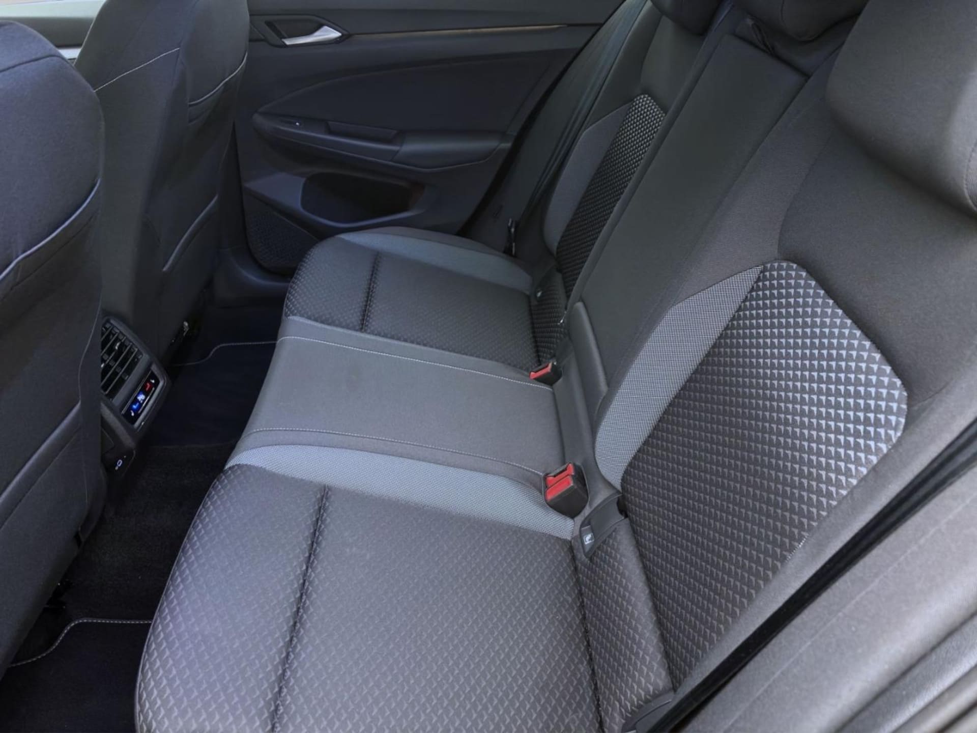Volkswagen Golf Active