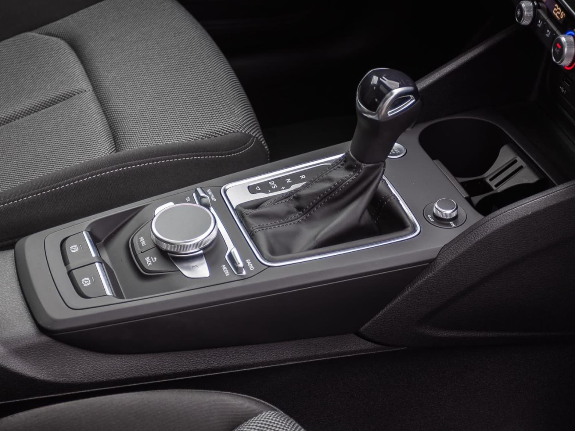 Audi Q2 S line