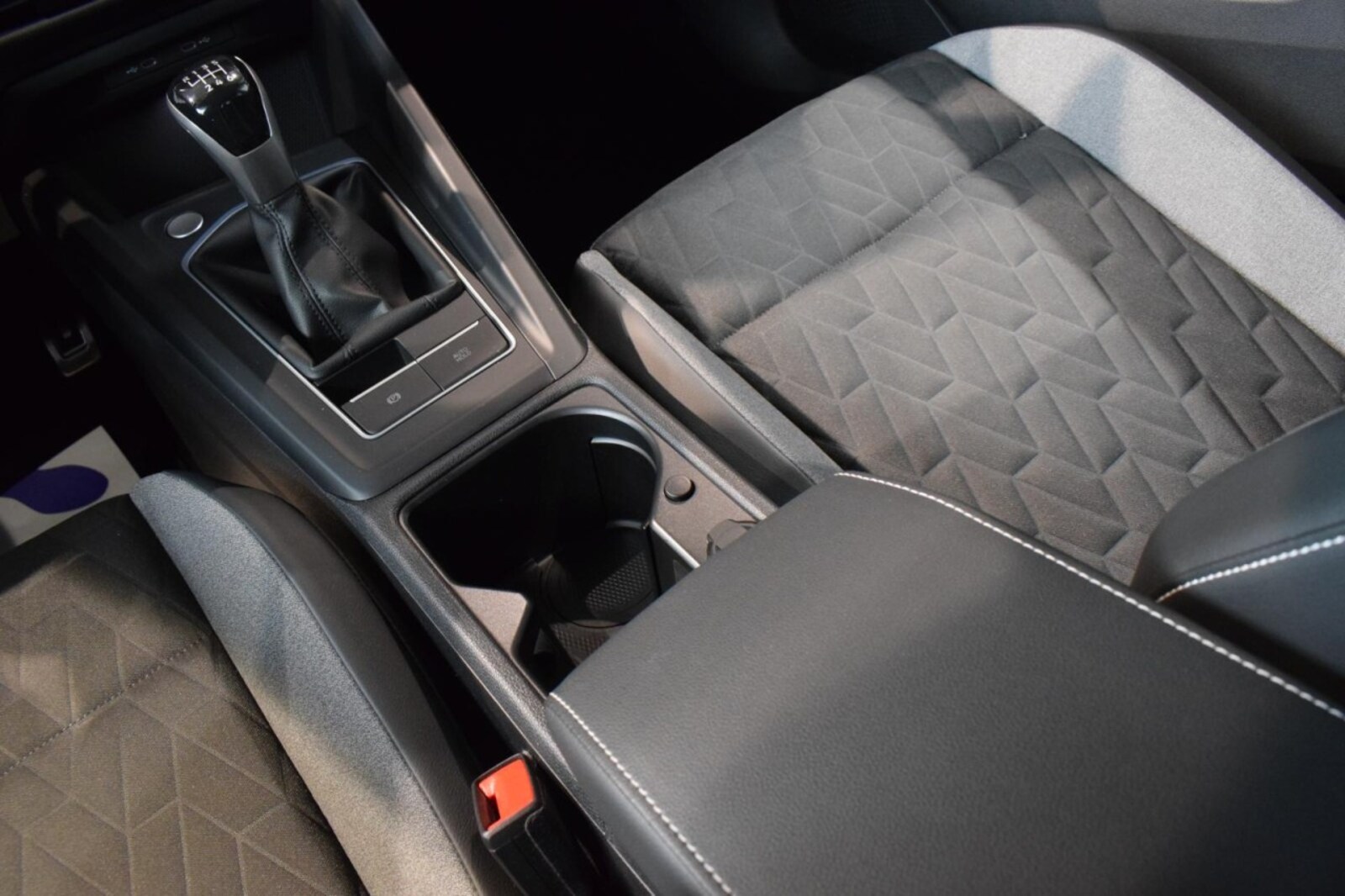 Volkswagen Golf – Bild 12