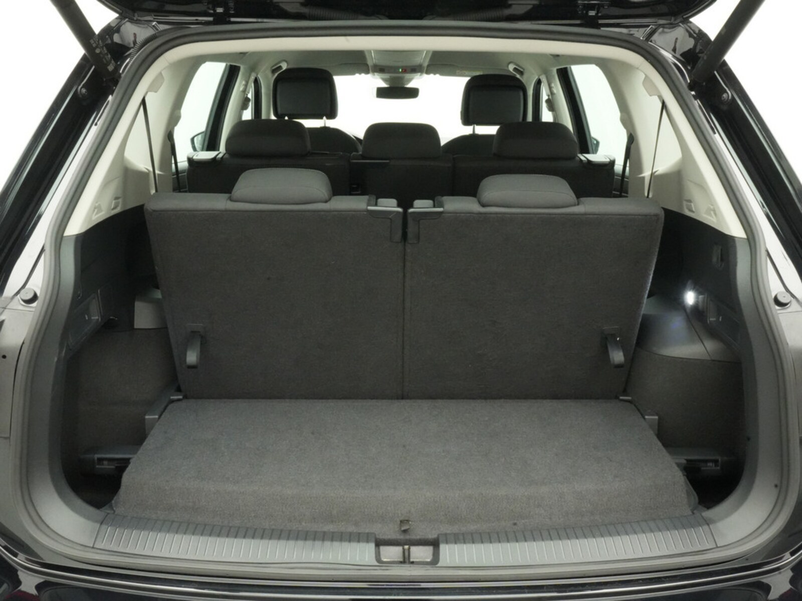 Volkswagen Tiguan Allspace – Bild 18