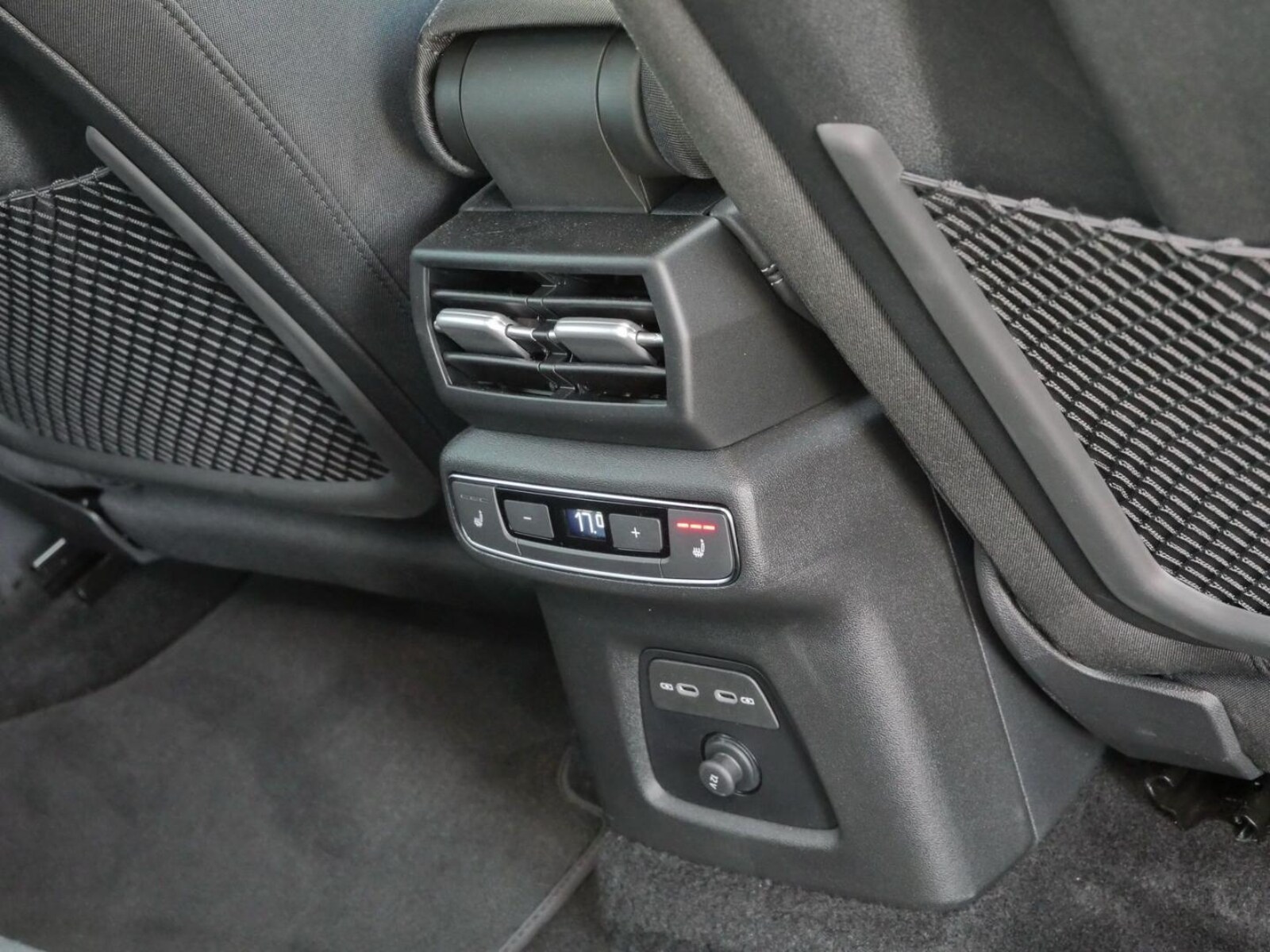 Audi Q4 Sportback e-tron – Bild 17