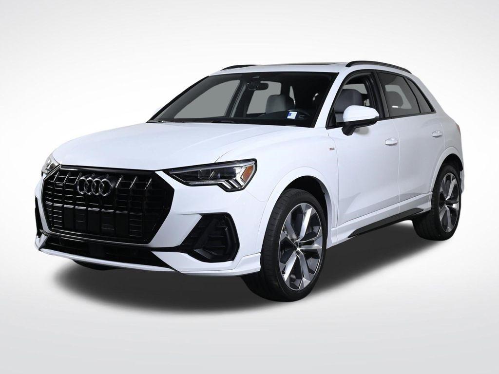 2025 Audi Q3 45 TFSI S Line Premium quattro's photo