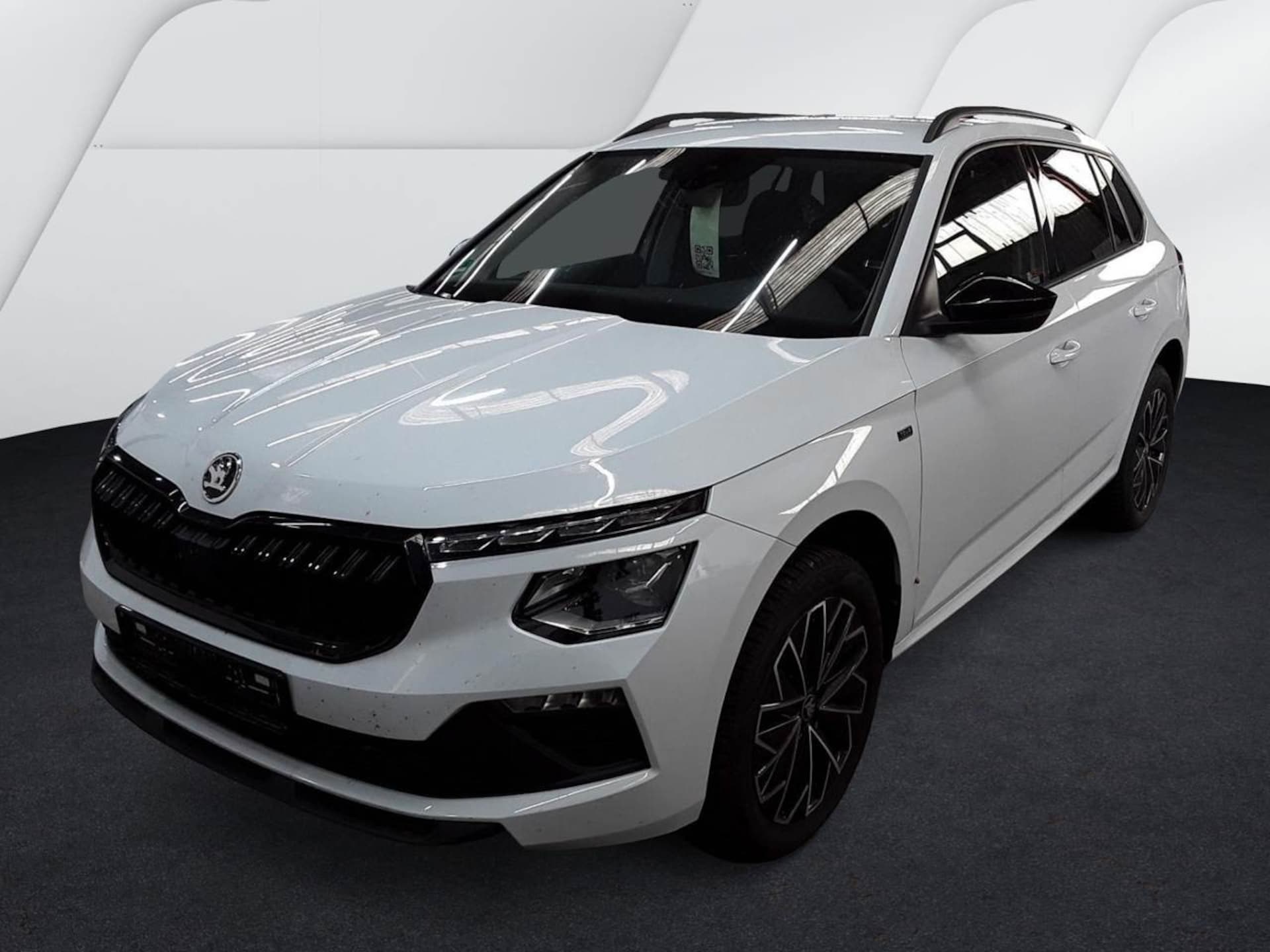 Skoda Kamiq 2026 — Kamiq 1.0 TSI DSG TOUR*MATRIX*AHK*KAMERA*PDC*SHZ*NAVI*KLIMA