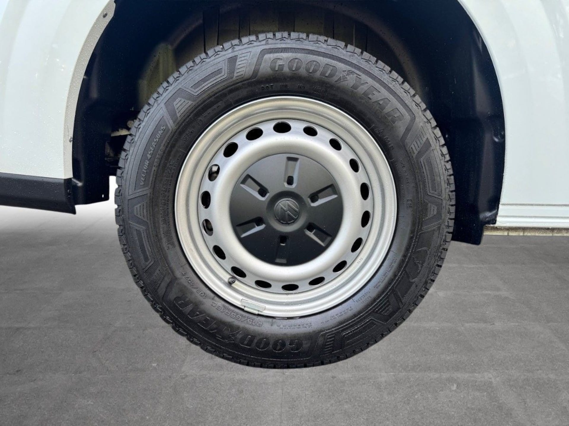 Volkswagen Transporter Kasten langer Radstand