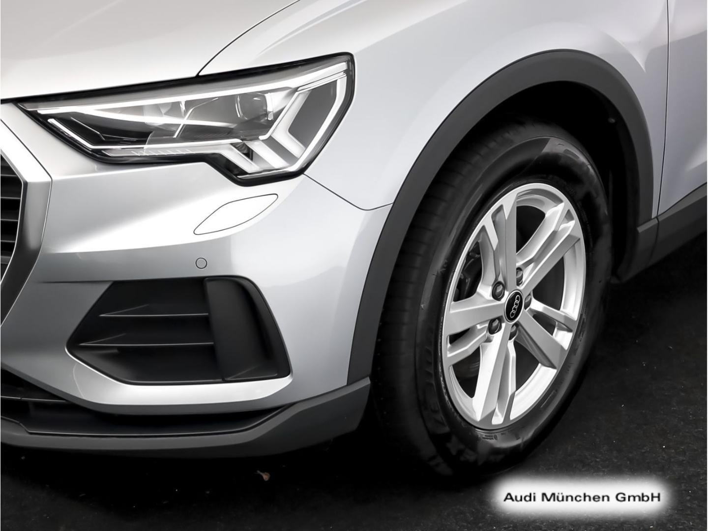Bild über Audi Q3 35 TDI S tronic - für weitere Informationen kontaktieren Sie den Audi Partner