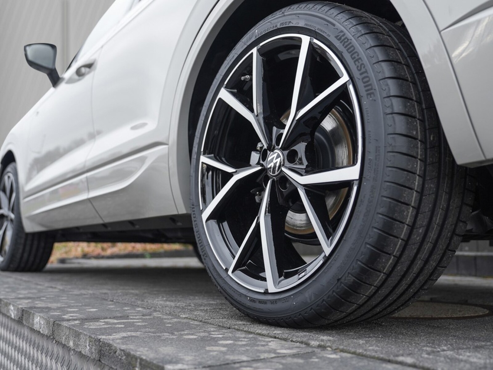 Volkswagen Touareg – Bild 5