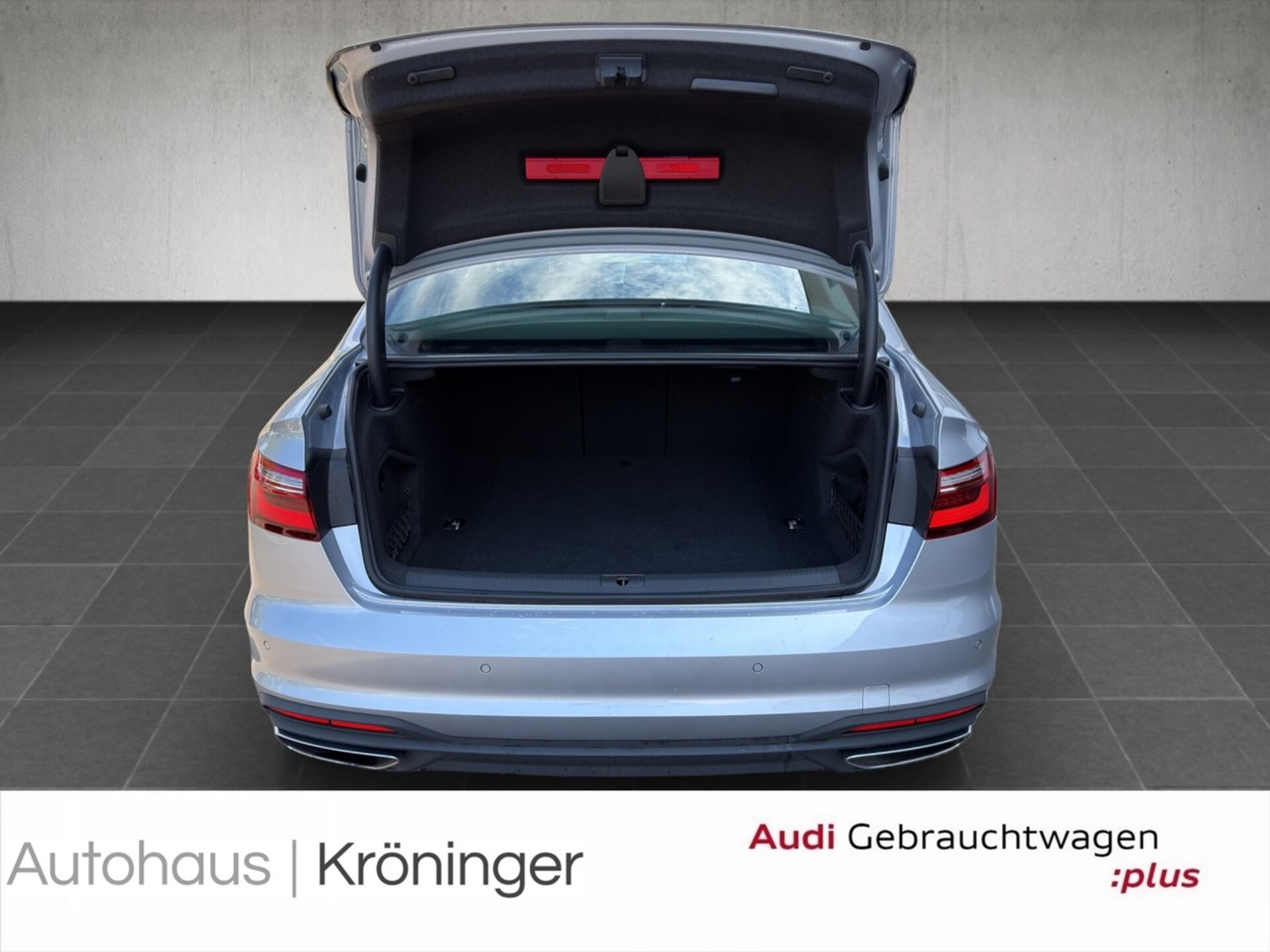 Audi A4 Limousine