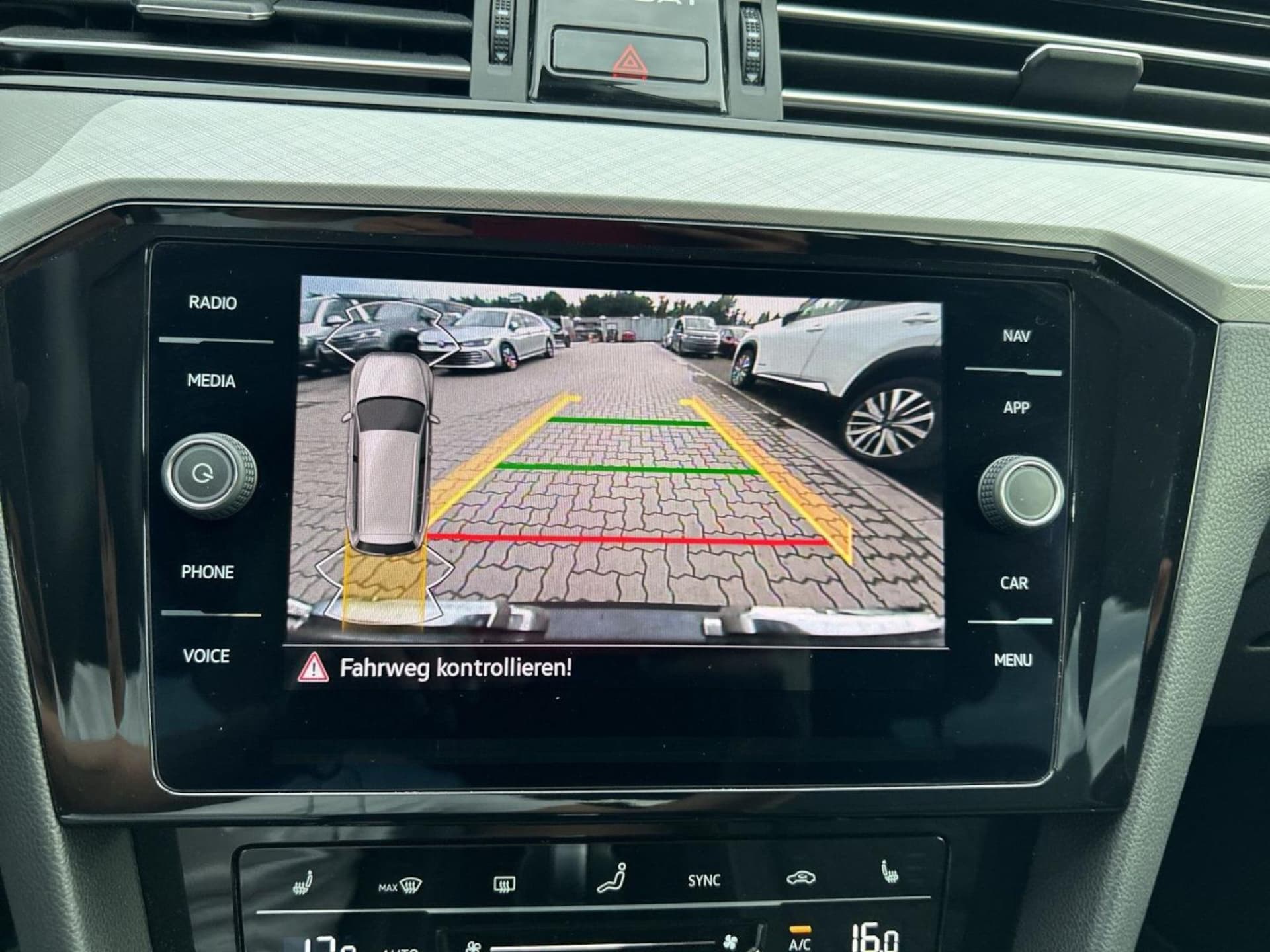Volkswagen Passat Variant Business
