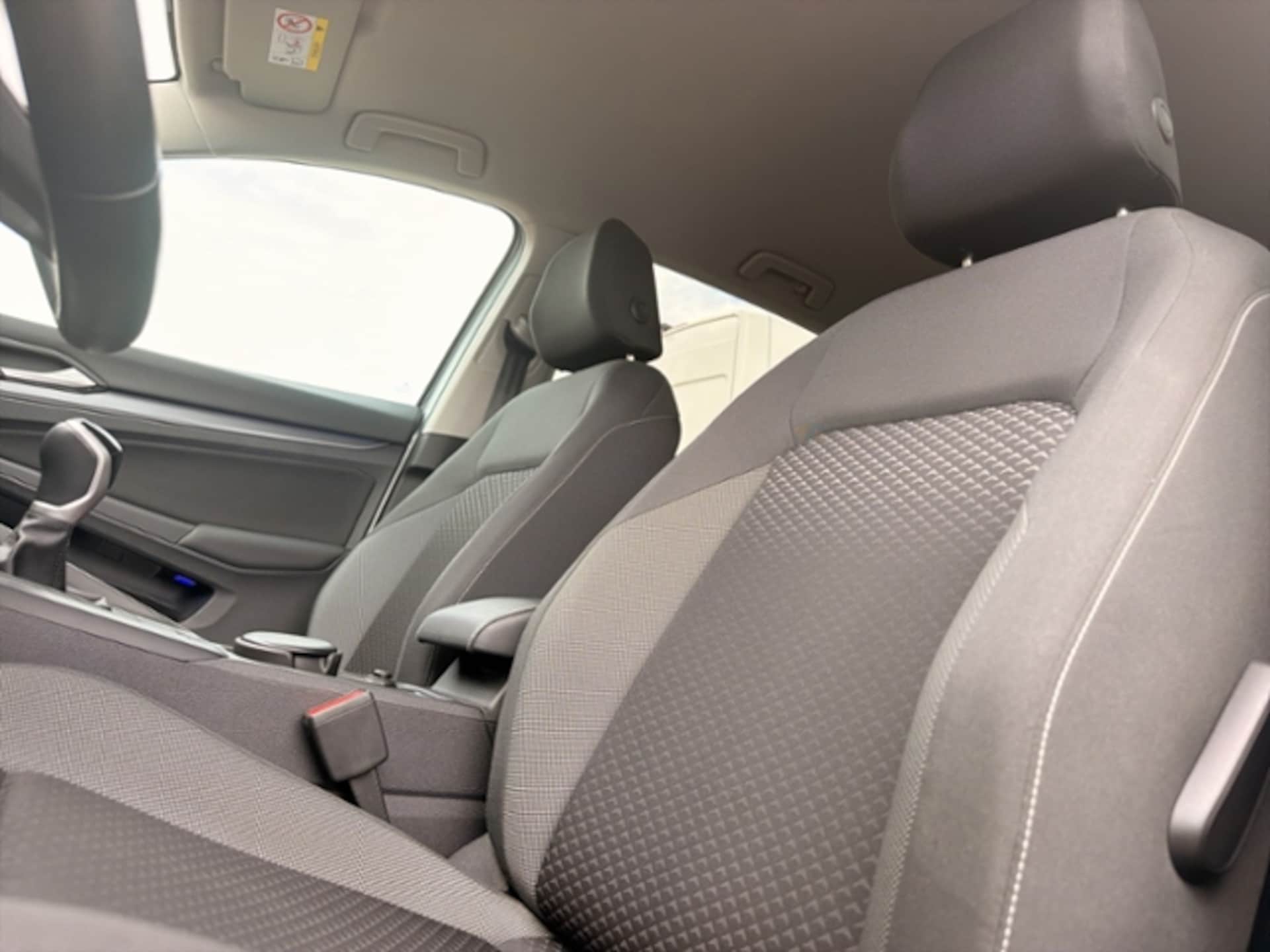 Volkswagen Golf Active