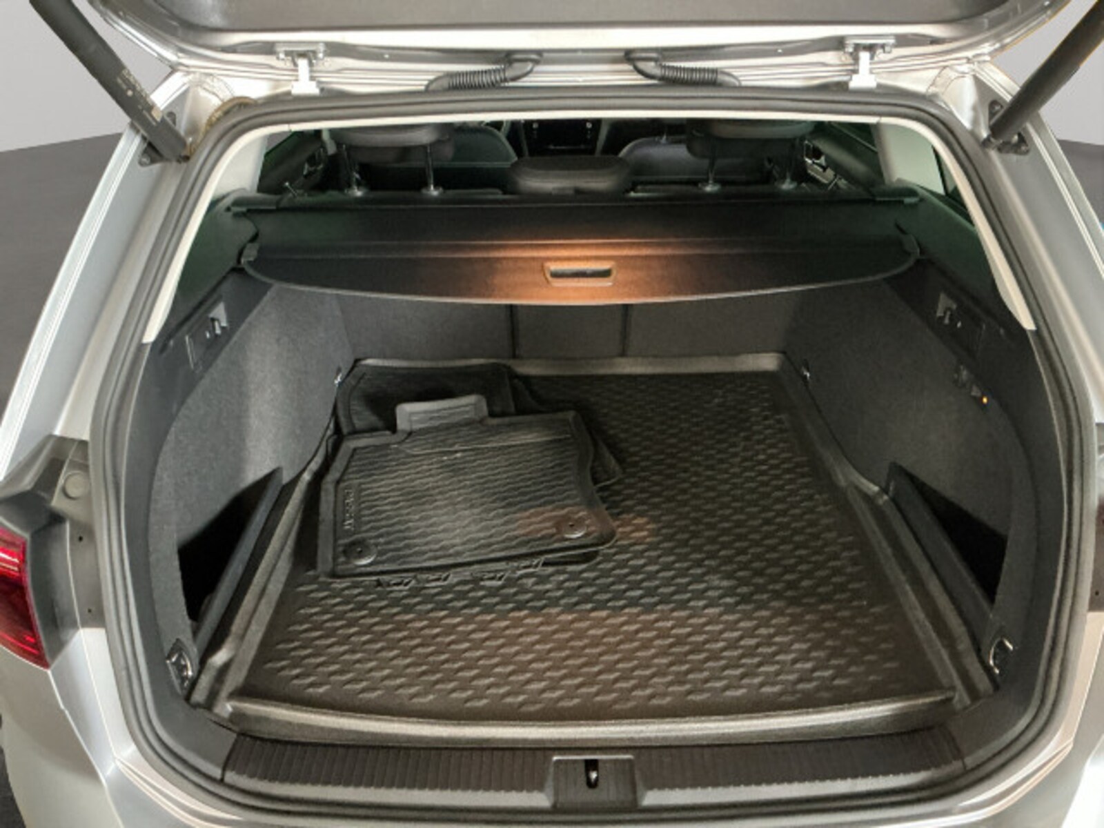 Volkswagen Passat Variant – Bild 18