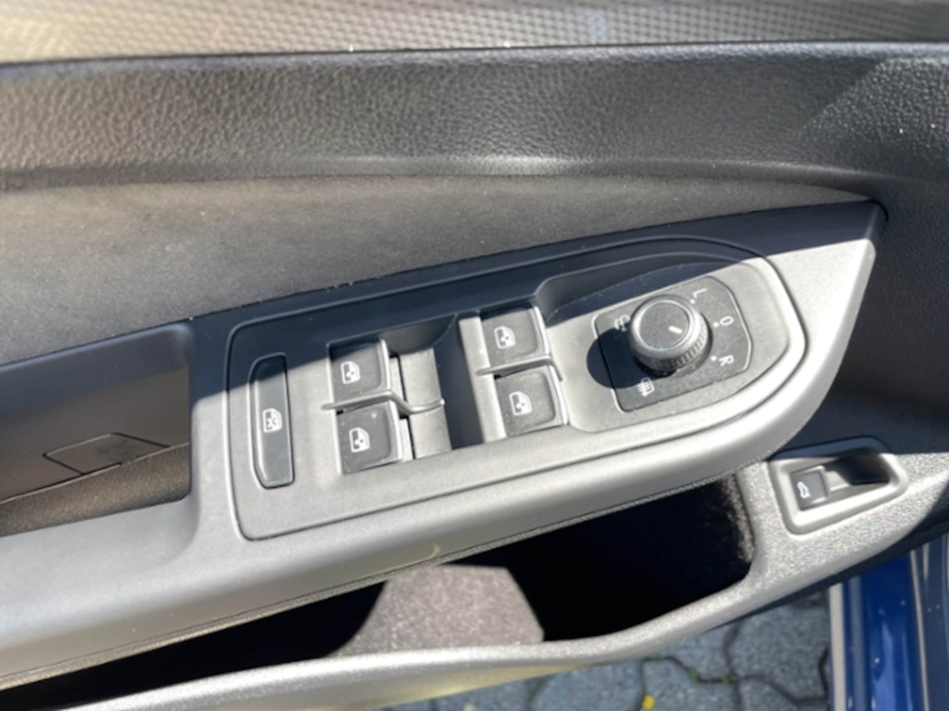 Volkswagen Golf Variant Style