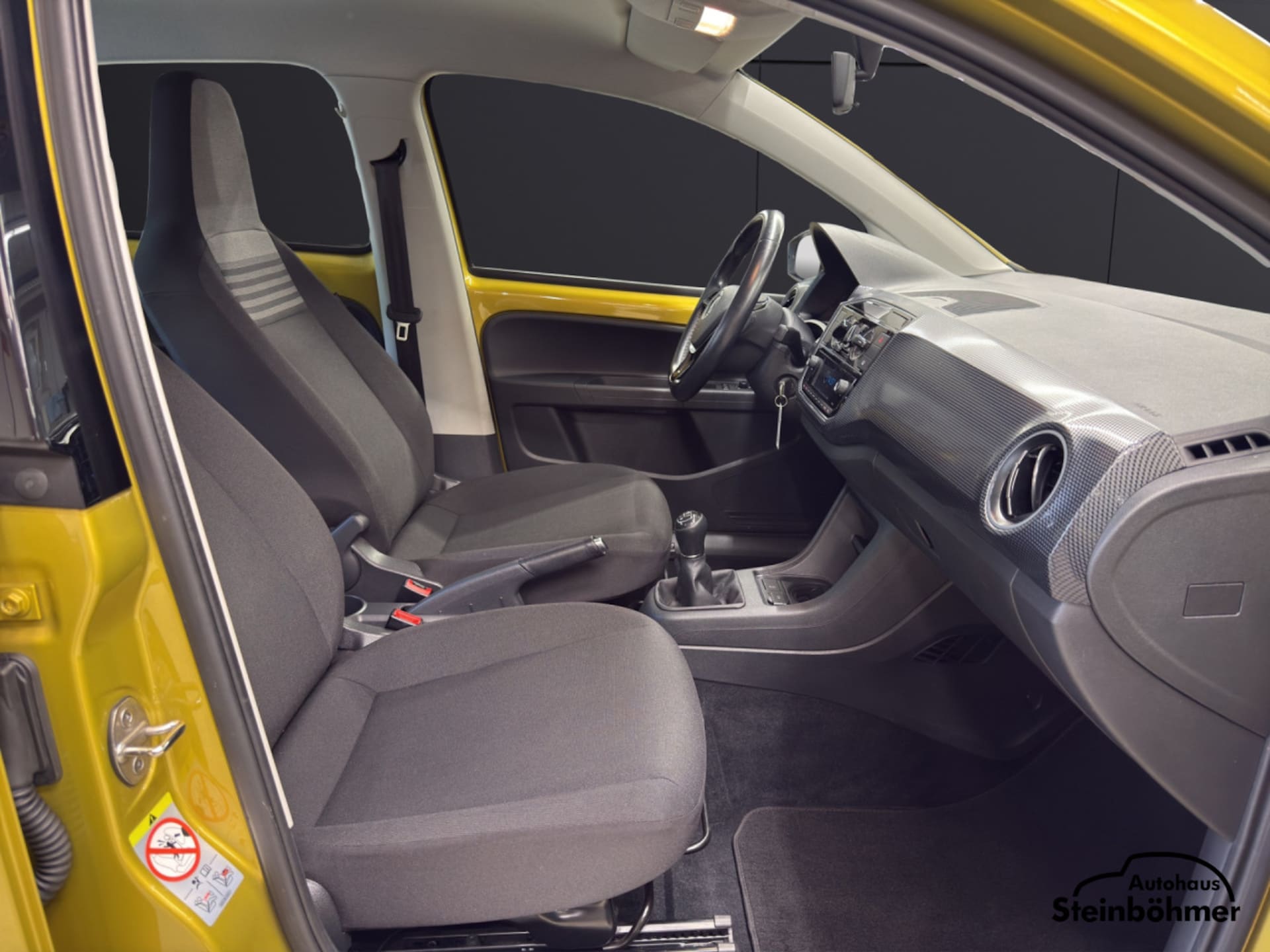 Volkswagen up! move up!