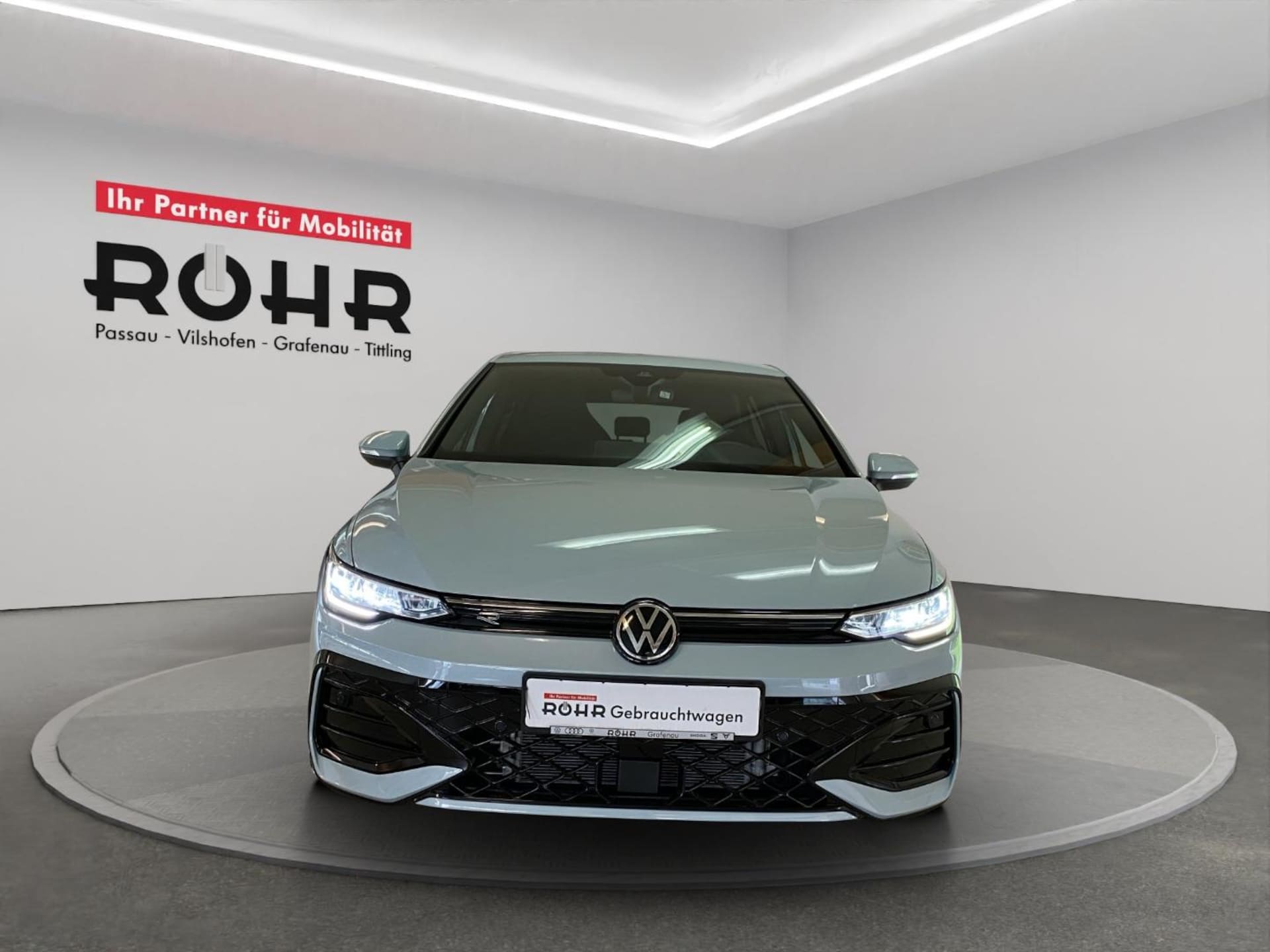 Volkswagen Golf R-Line